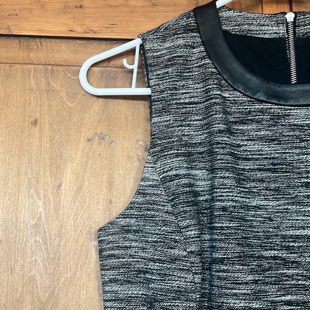 Madewell Tweed Dress with Leather Collar Size 2 - Picture 4 of 10
